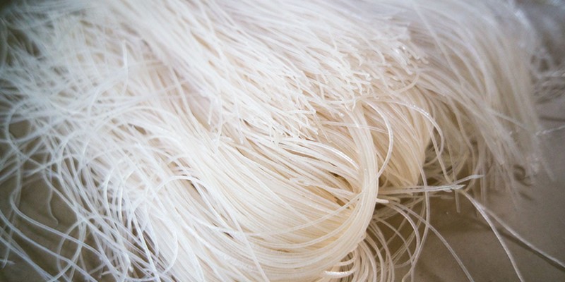 Nghề làm hủ tiếu Sa Đéc – Sợi ngon từ lòng kiên nhẫn